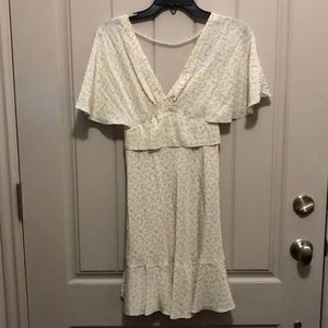 New Silk BCBG Maxazria Dress - SZ 6